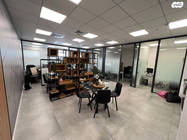 משרדים, האלוף יעקב פרי 2, פארק הורוביץ, רחובות