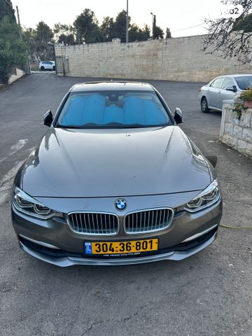 מודעת רכב ב מ וו סדרה 3