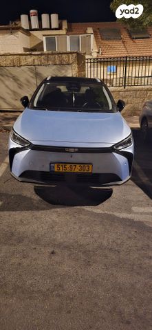 ג׳ילי Geometry C