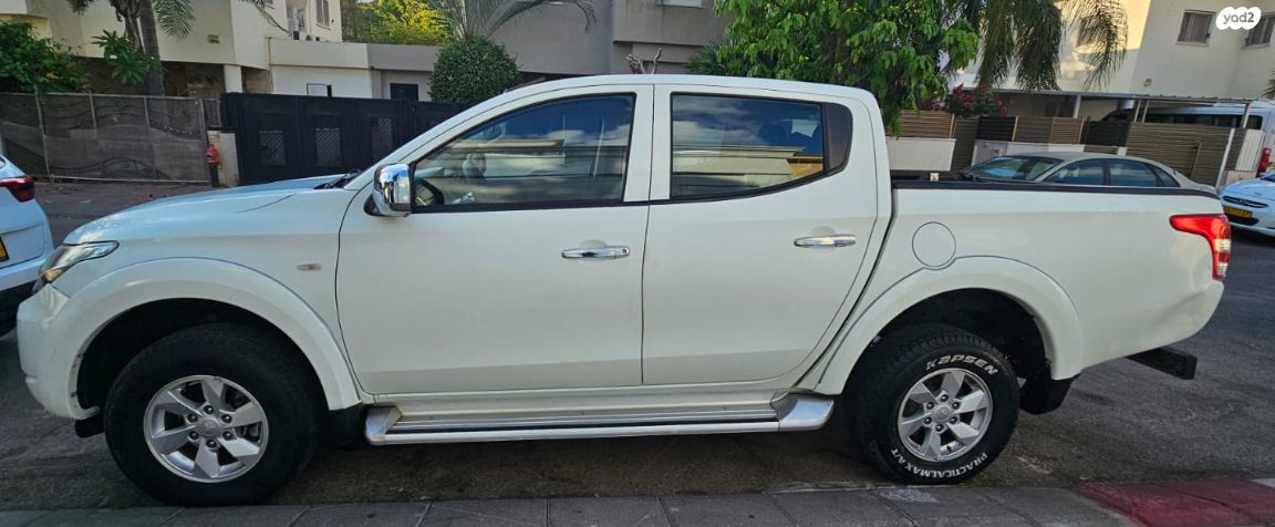 מיצובישי טרייטון / L200