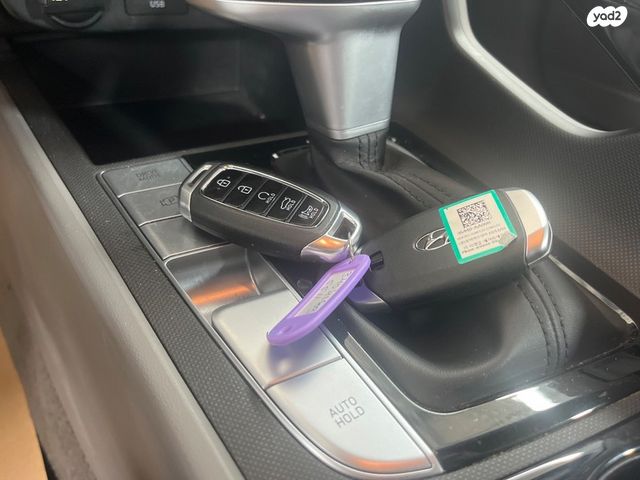 יונדאי אלנטרה