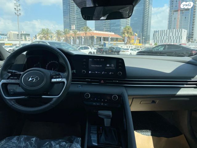 יונדאי אלנטרה