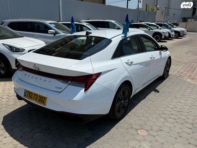 יונדאי אלנטרה