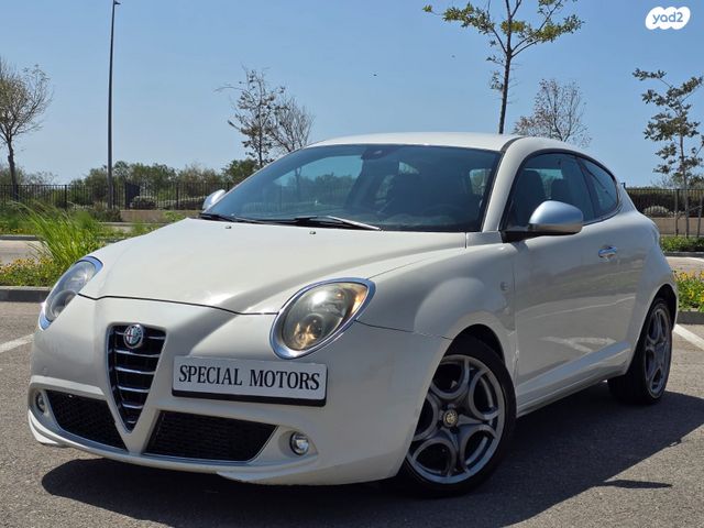 מודעת רכב אלפא רומיאו מיטו