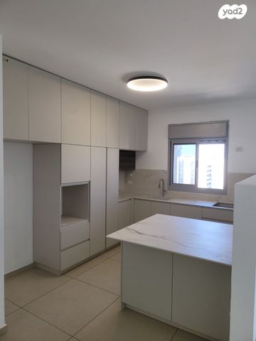 שדרות הציונות 77