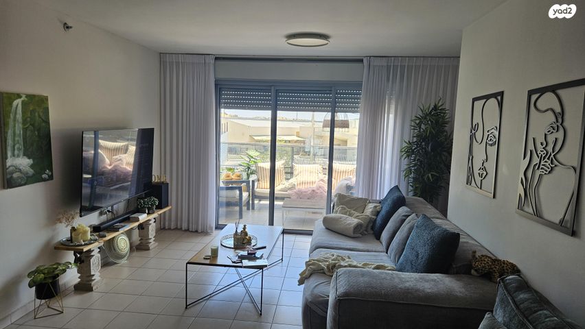 דירה, ענבים 2, רובע ט"ז, אשדוד