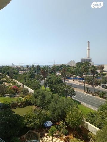 אבא קובנר 13