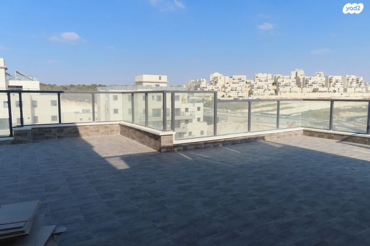 גג/ פנטהאוז, שדרות האמוראים 9, דובב מישרים / רמת בית שמש ד-1, בית שמש