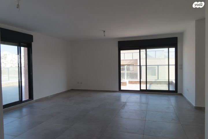 גג/ פנטהאוז, שדרות האמוראים 9, דובב מישרים / רמת בית שמש ד-1, בית שמש