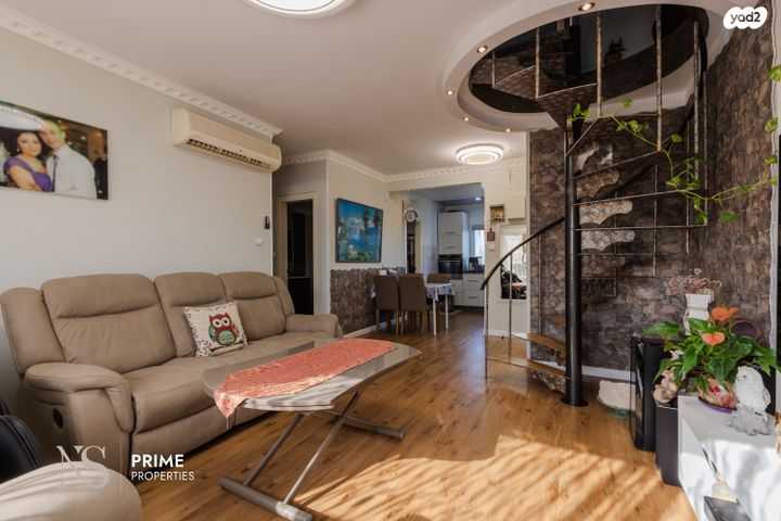 גג/ פנטהאוז, הנביאים 11, רובע י', אשדוד