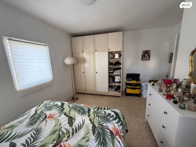 דירה, דרך רזיאל 25, צפון מזרח מרכז העיר, נתניה