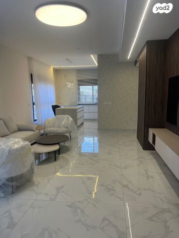 גג/ פנטהאוז, תל מאנה, חיפה