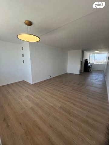 דירה, ליבורנו 26, רמת הנשיא, בת ים