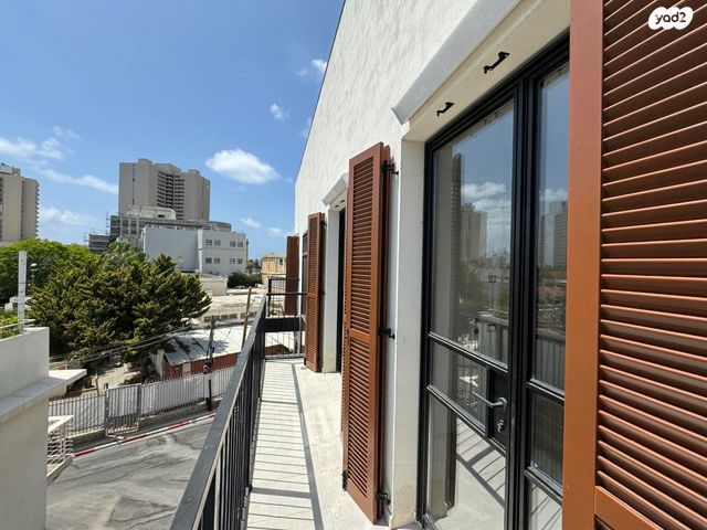 גג/ פנטהאוז, כנרת, נווה צדק, תל אביב יפו