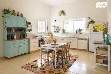 בית פרטי/ קוטג', שריגים