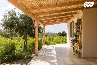 בית פרטי/ קוטג', שריגים