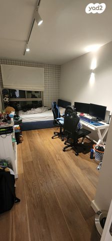 דו משפחתי, מרדכי זעירא, המשתלה, תל אביב יפו