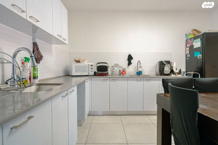 דירה, אורן, החורש, חריש