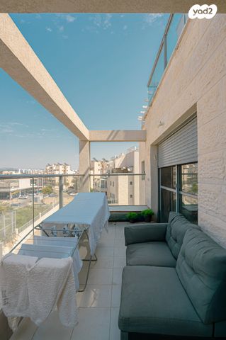 דירה, אורן, החורש, חריש