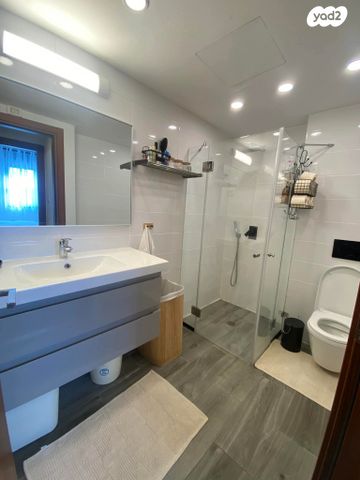 דירה, גני שרונה, קרית הממשלה, תל אביב יפו