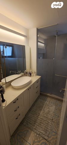 דו משפחתי, מרדכי זעירא, המשתלה, תל אביב יפו