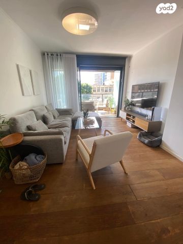 דירה, גני שרונה, קרית הממשלה, תל אביב יפו