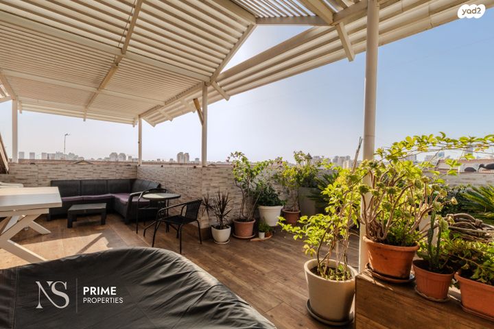 גג/ פנטהאוז, הנביאים 11, רובע י', אשדוד