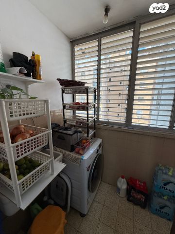 דירה, דרך רזיאל 25, צפון מזרח מרכז העיר, נתניה