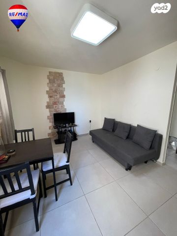 דירה, דרך בן גוריון 81, עצמאות יוספטל, בת ים