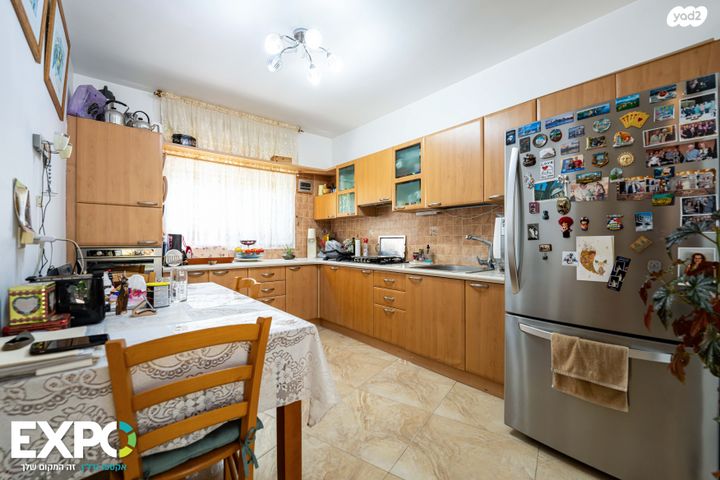 מעלה הגבעה 7