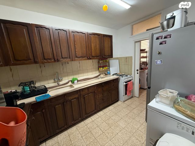 דירה, דרך רזיאל 25, צפון מזרח מרכז העיר, נתניה