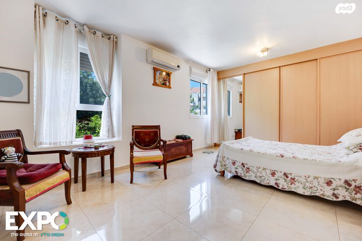 מעלה הגבעה 7