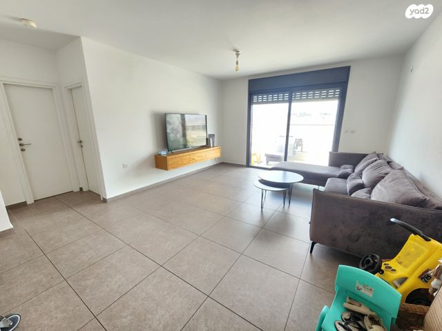 גג/ פנטהאוז, חריש