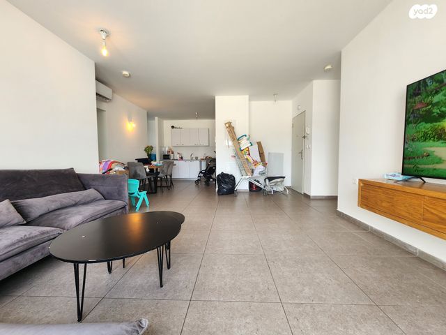 גג/ פנטהאוז, חריש