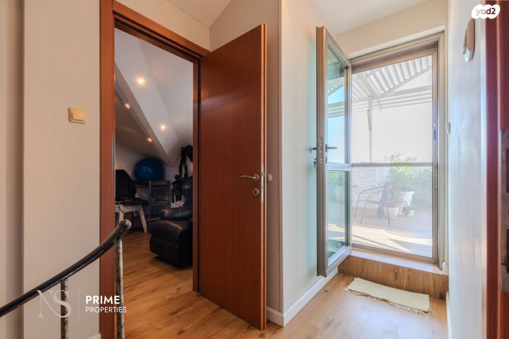 גג/ פנטהאוז, הנביאים 11, רובע י', אשדוד