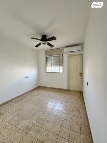 גג/ פנטהאוז, ויצמן 171, מרכז, כפר סבא