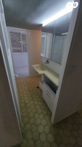 דירה, רמת דניה, ירושלים