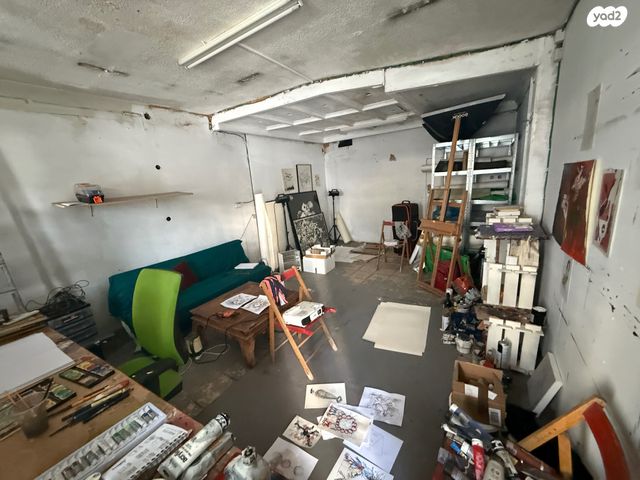 חנויות/ שטח מסחרי, דרך מנחם בגין 100, מונטיפיורי, הרכבת, תל אביב יפו