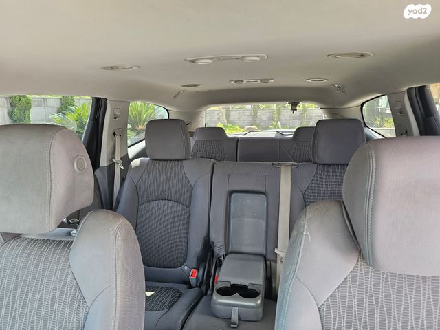 שברולט טראוורס