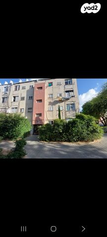 דירה, דב ממזריץ' 24, צהלון, שיכוני חסכון, תל אביב יפו