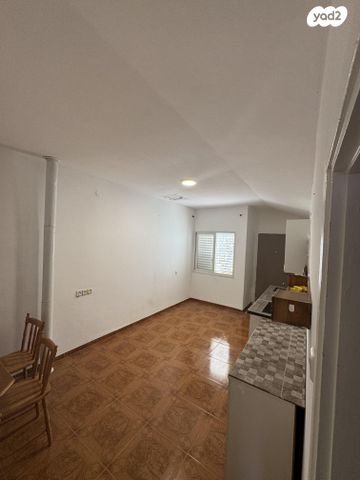 יחידת דיור, ניצן 17, מורד ההר, שלומי