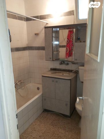 דירה, צה"ל 11, דרום, צפת