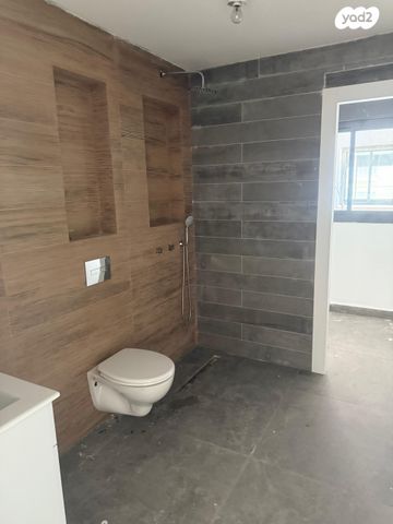 גג/ פנטהאוז, נחלת יצחק, תל אביב יפו