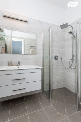 דירה, יצחק שדה 8, דרום מערב ותיק, בת ים