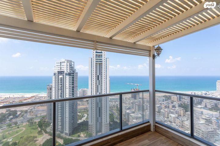 דירה, יצחק שדה 8, דרום מערב ותיק, בת ים