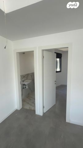 גג/ פנטהאוז, נחלת יצחק, תל אביב יפו