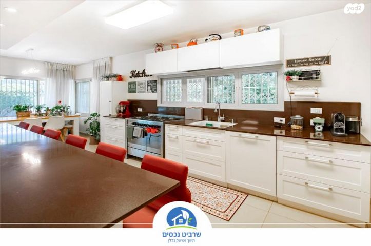 בית פרטי/ קוטג', הוד השרון