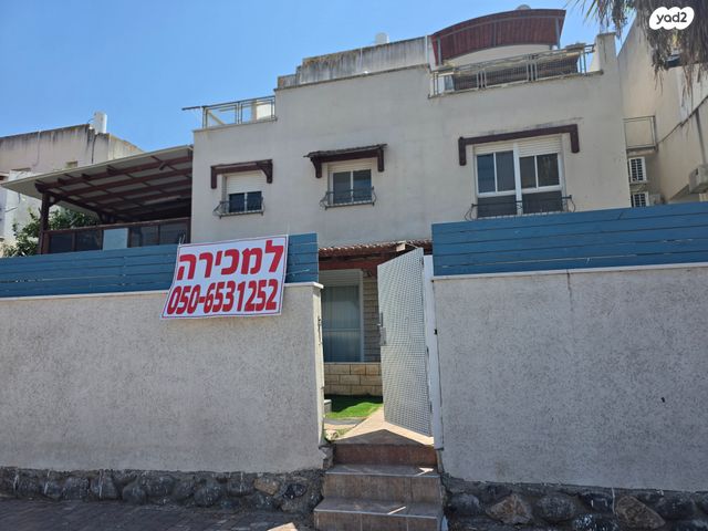 דופלקס, שקד, מורדות טבריה, טבריה