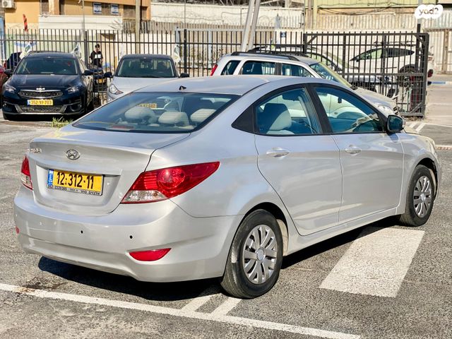 יונדאי אקסנט i25