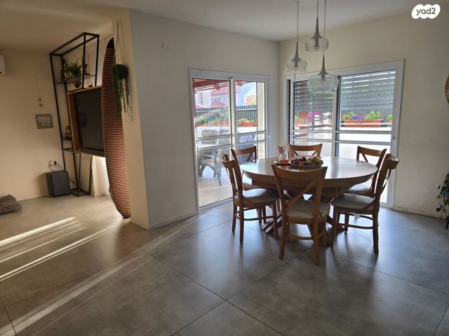 בית פרטי/ קוטג', האוניה 2, נווה ים, ראשון לציון